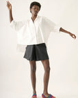 Shorts Triângulo Linho Liso