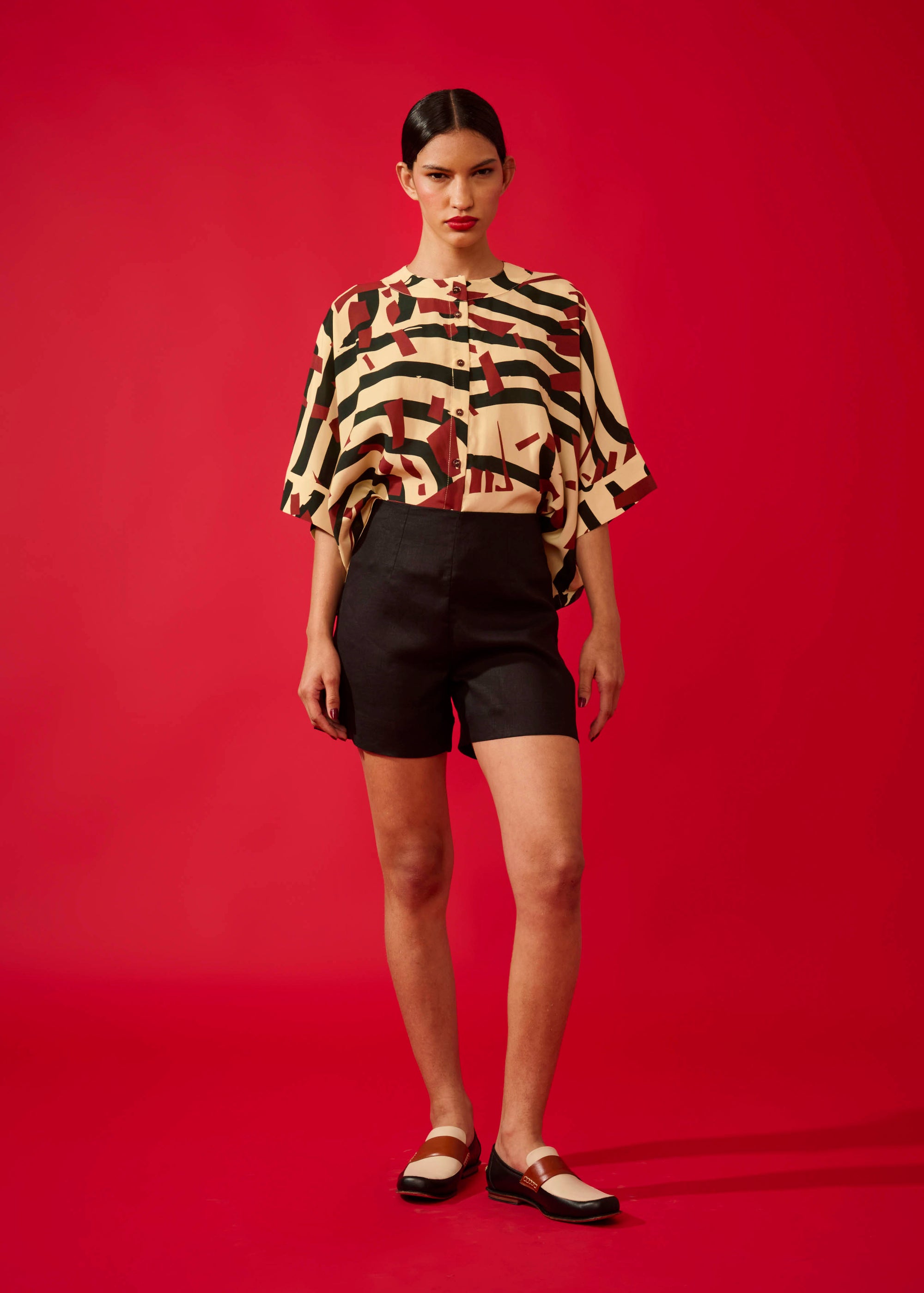 Shorts Evasê Linho Liso