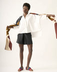 Shorts Triângulo Linho Liso