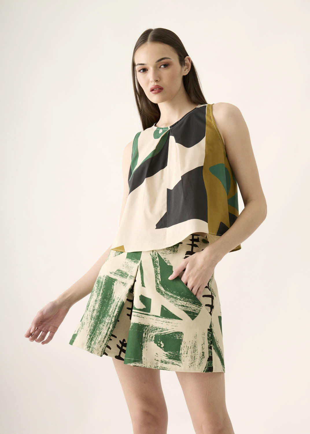 Shorts Triângulo Linho Estampado